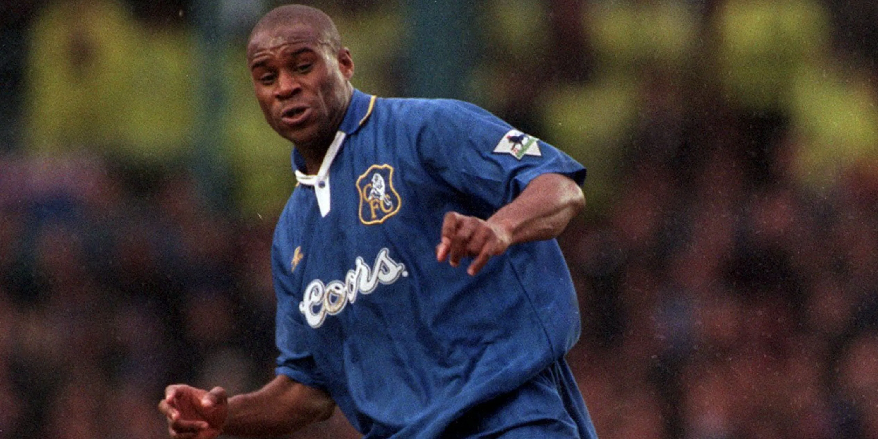 Hậu vệ Frank Sinclair thời còn thi đấu cho Chelsea hoặc Leicester City, một trong những cầu thủ có nhiều bàn phản lưới nhà nhất Premier League