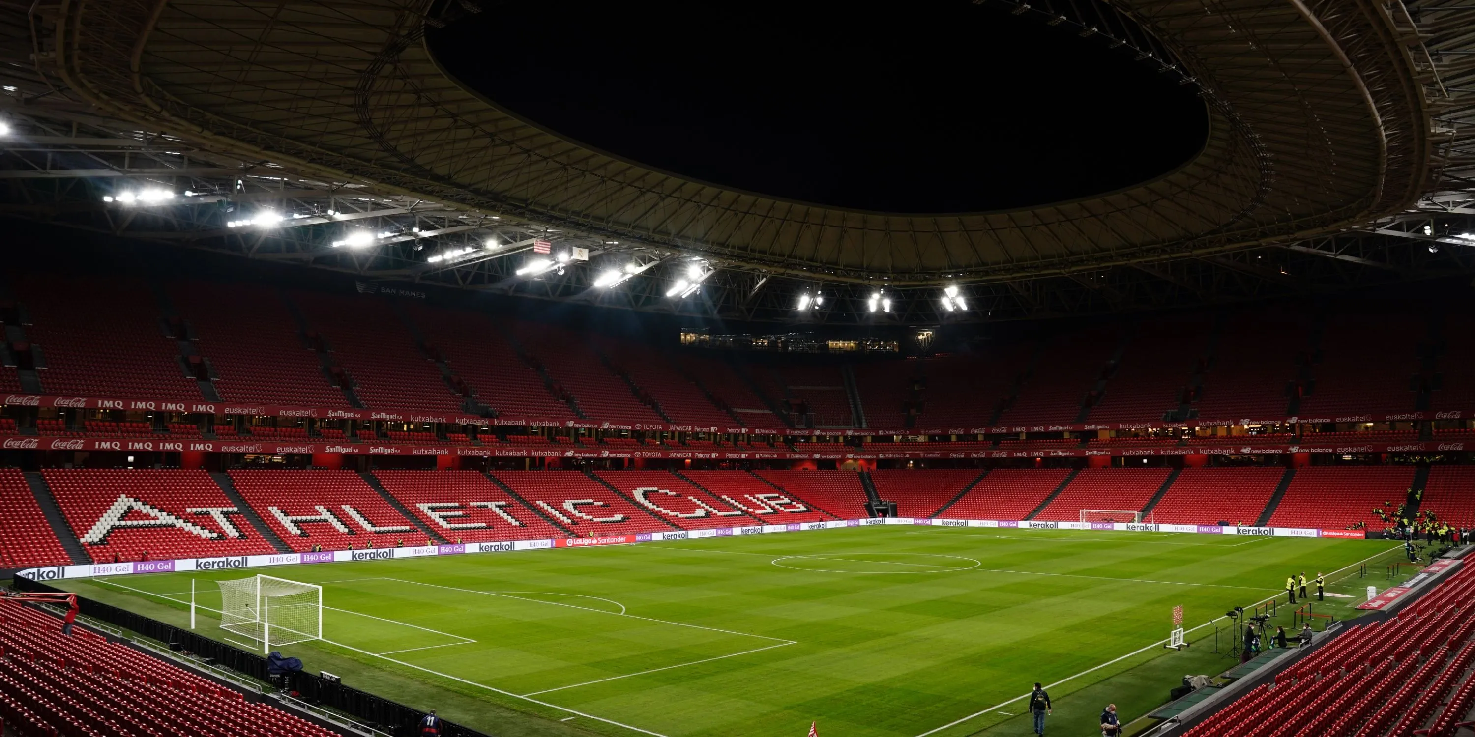 Toàn cảnh sân vận động San Mames của Athletic Bilbao, nơi diễn ra chung kết Europa League giữa Man Utd và Tottenham