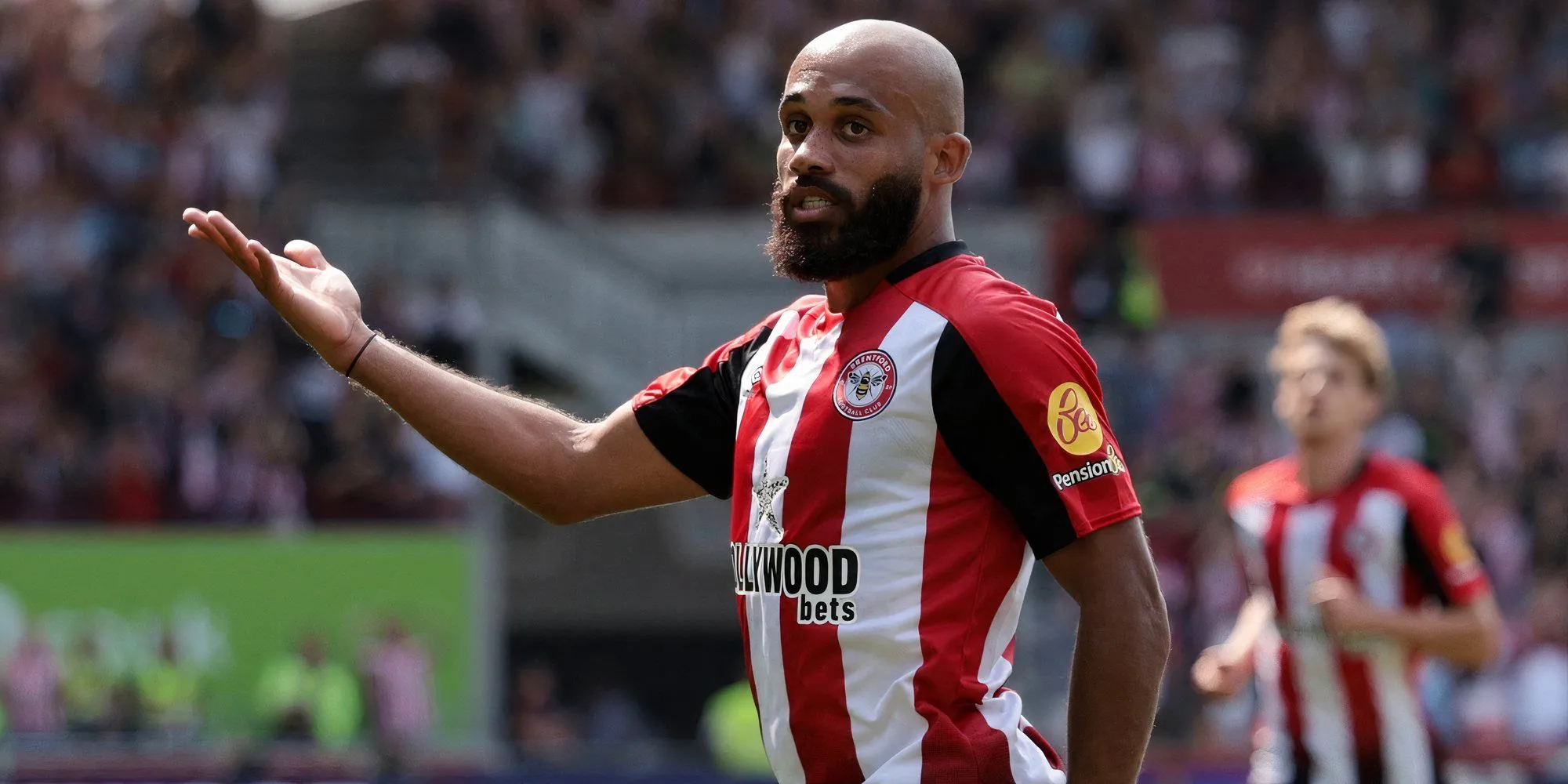 Bryan Mbeumo, tiền đạo chủ lực của Brentford, được cho là đang thu hút sự chú ý từ Manchester United