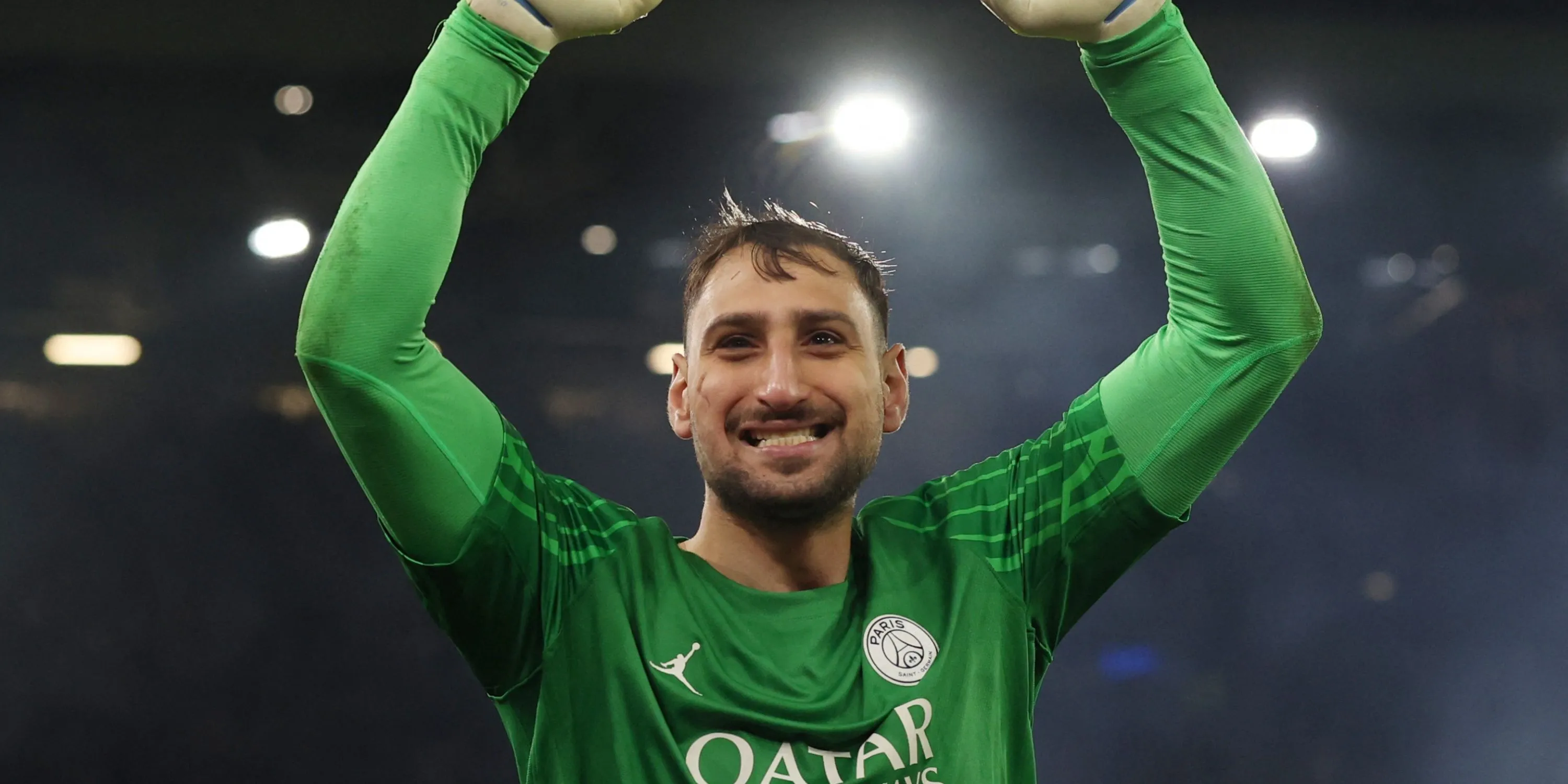 Gianluigi Donnarumma thi đấu cho PSG