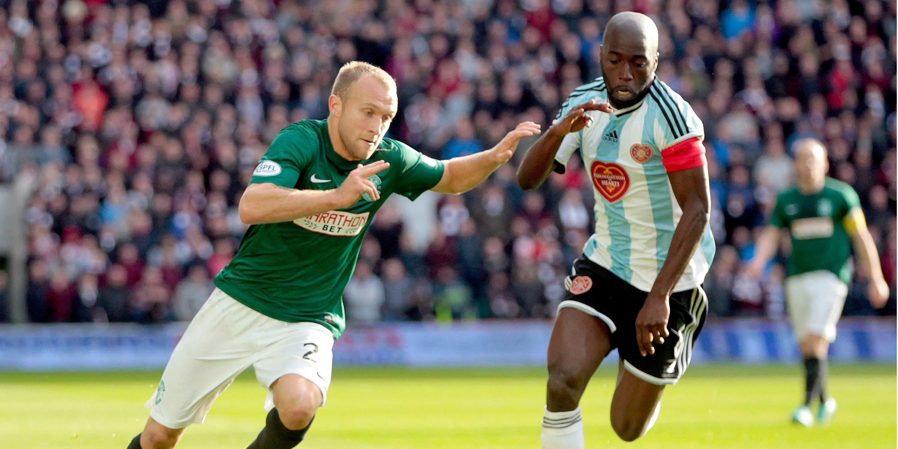 Người hâm mộ Hearts và Hibernian