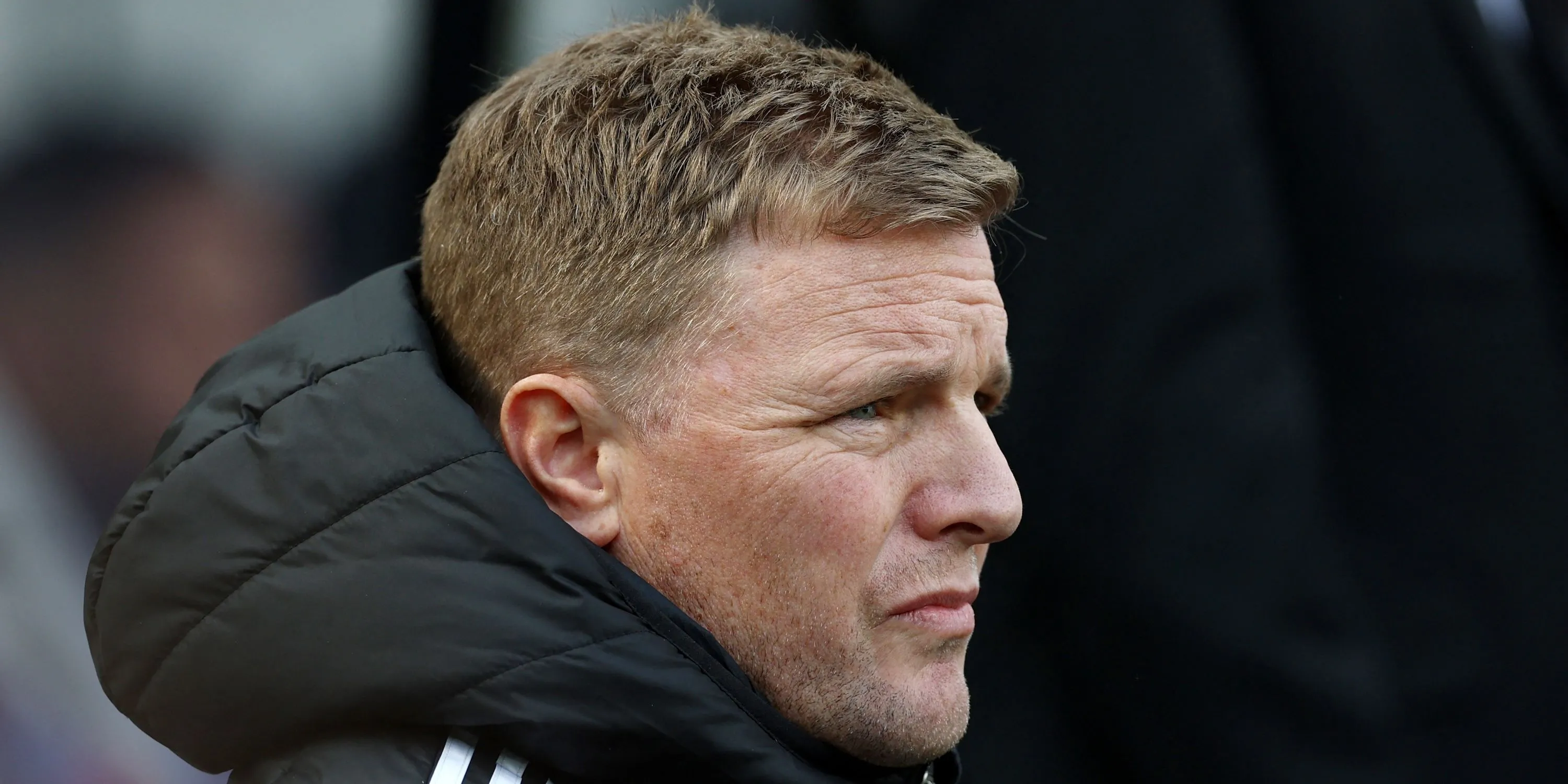 Huấn luyện viên Eddie Howe của Newcastle United trên sân tập