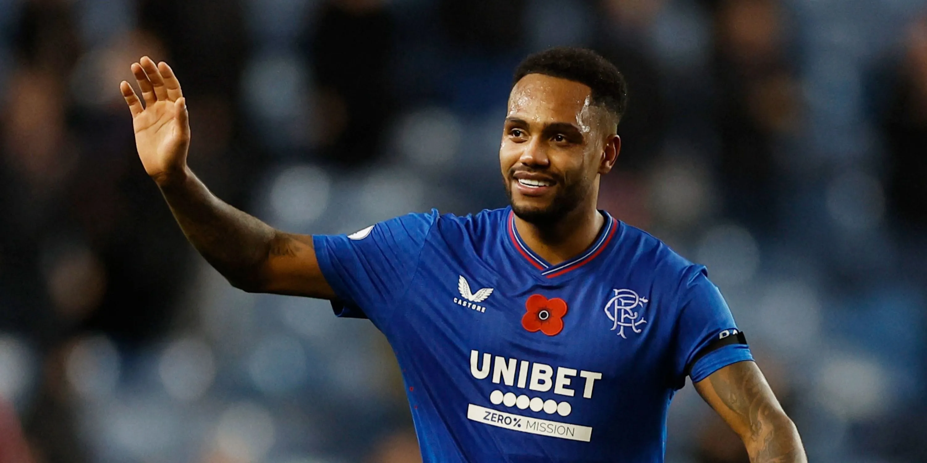 Tiền đạo Danilo của Rangers trên sân trong một trận đấu tại Scottish Premiership
